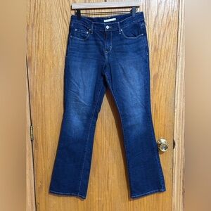 Levi's women’s 515 bootcut sz 6 Blue Jeans
